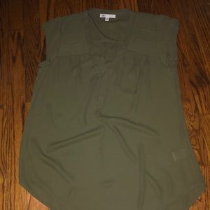 Dr2 Forest Green blouse